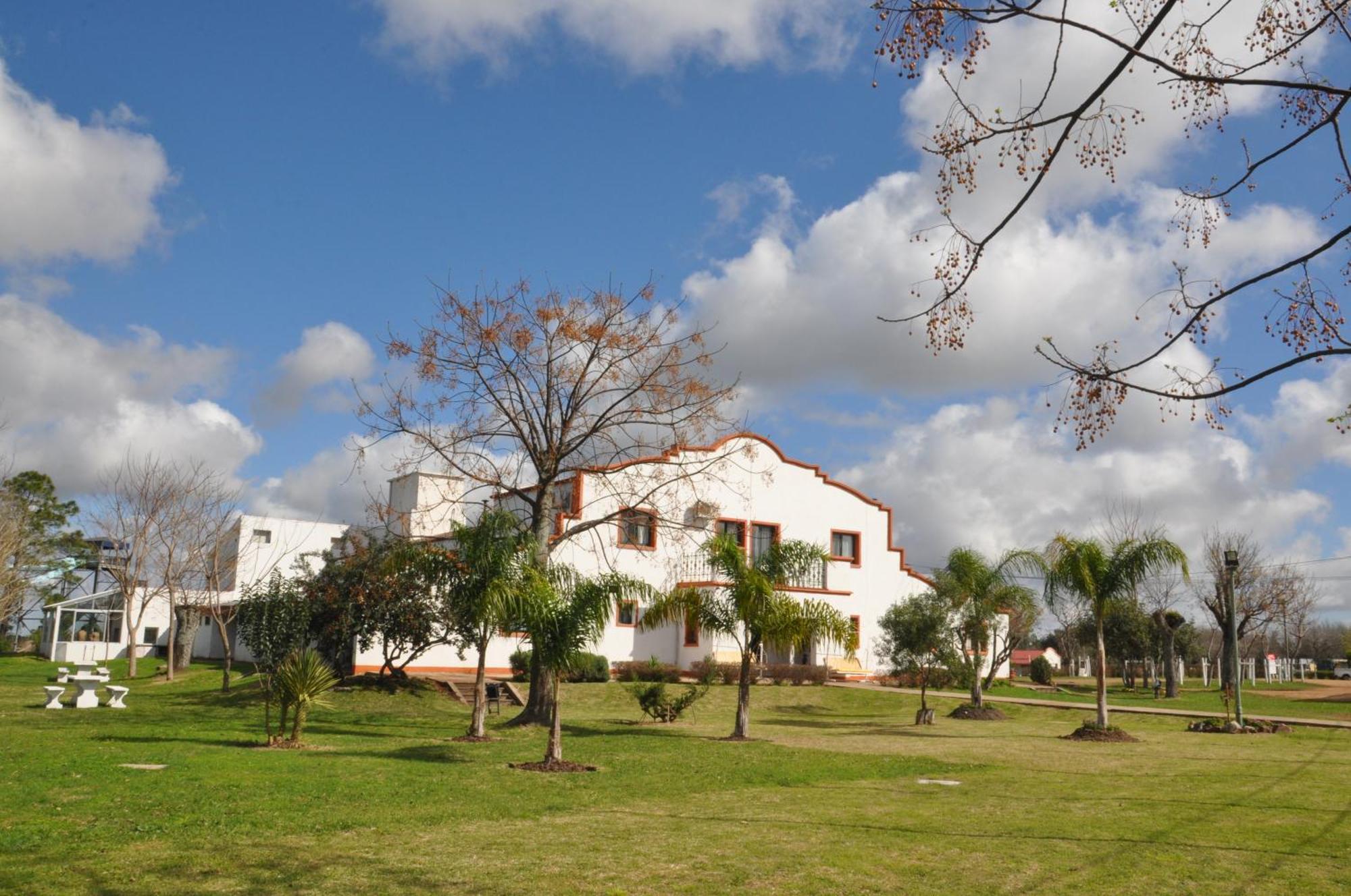 Hotel La Posta Del Dayman Termas del Daymán Exterior foto
